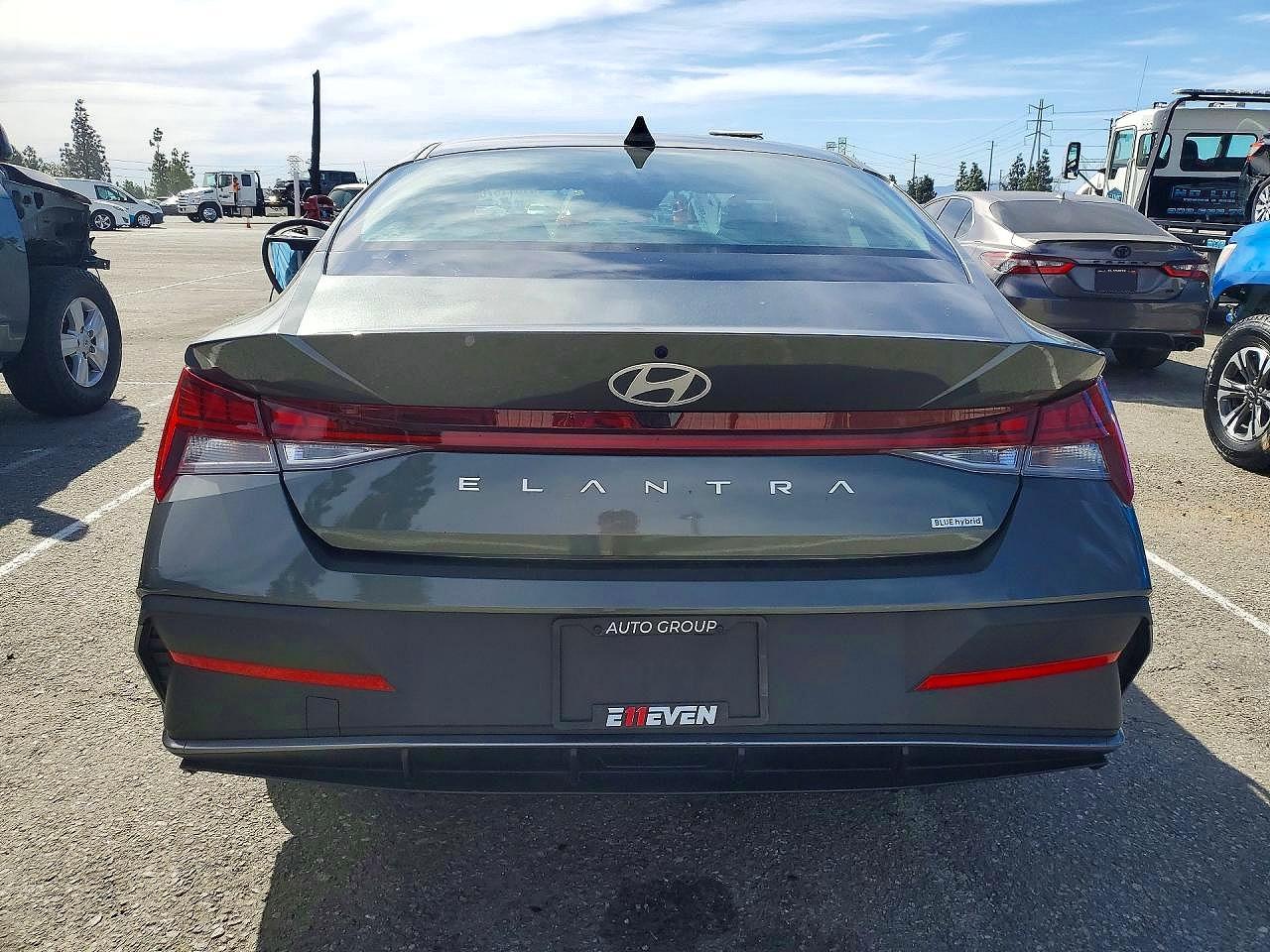 2024 Hyundai Elantra Hybrid Blue - Image 6