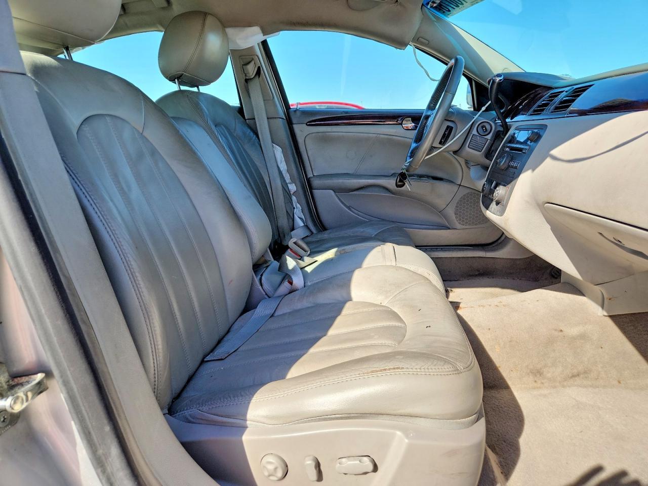 2009 Buick Lucerne Cxl - Image 7