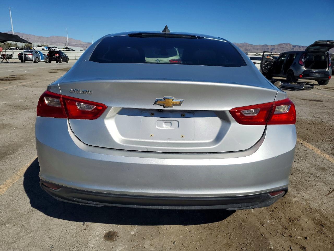 2018 Chevrolet Malibu Ls - Фото 6