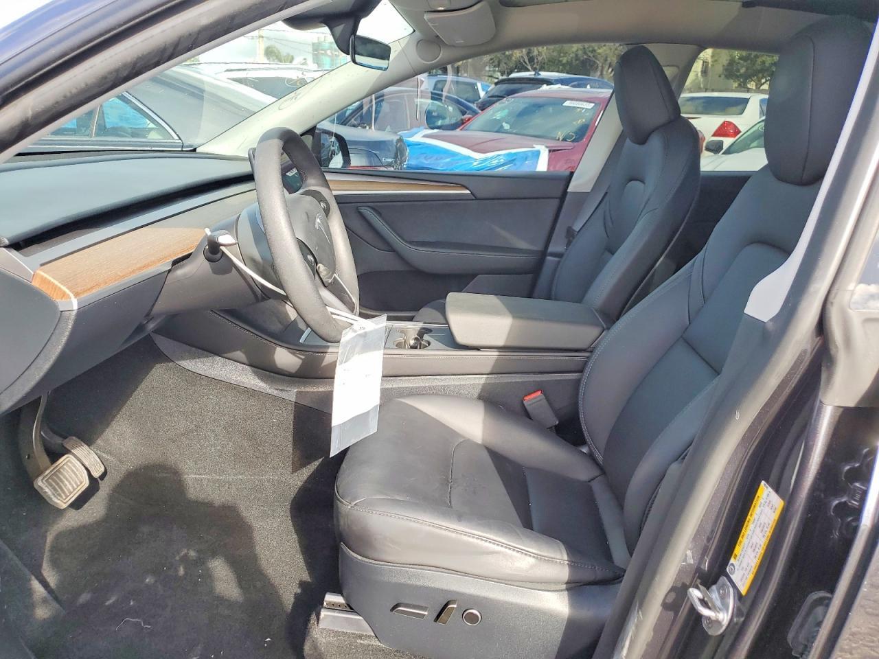2024 Tesla Model Y - Image 7