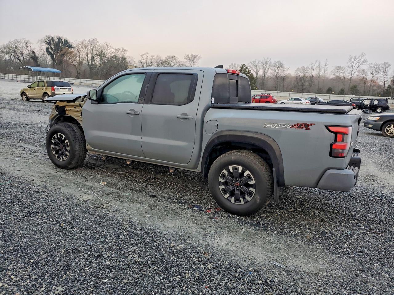 2023 Nissan Frontier - Фото 2