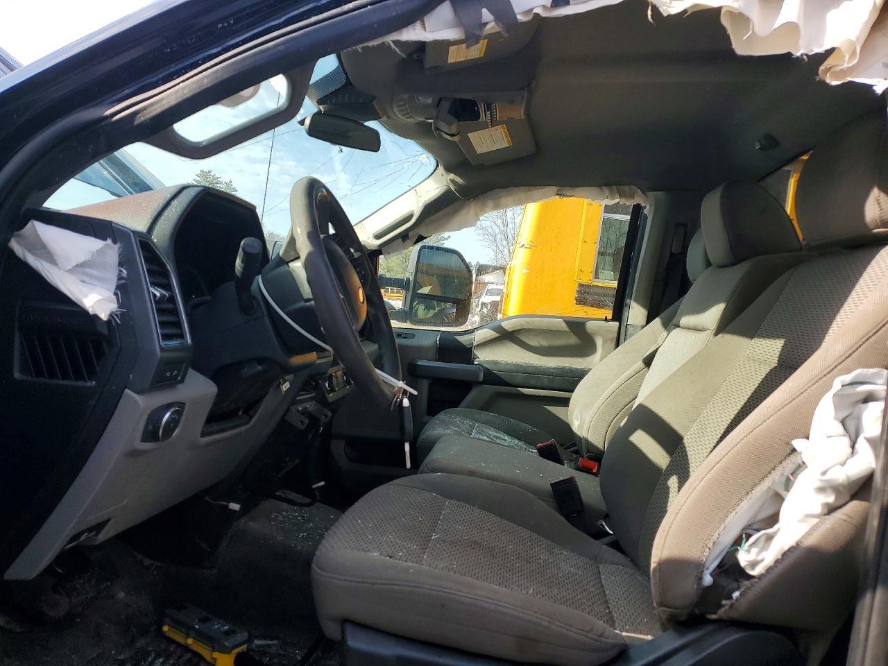 2021 Ford F600 Super Duty Feed Delivery Truck - Фото 7