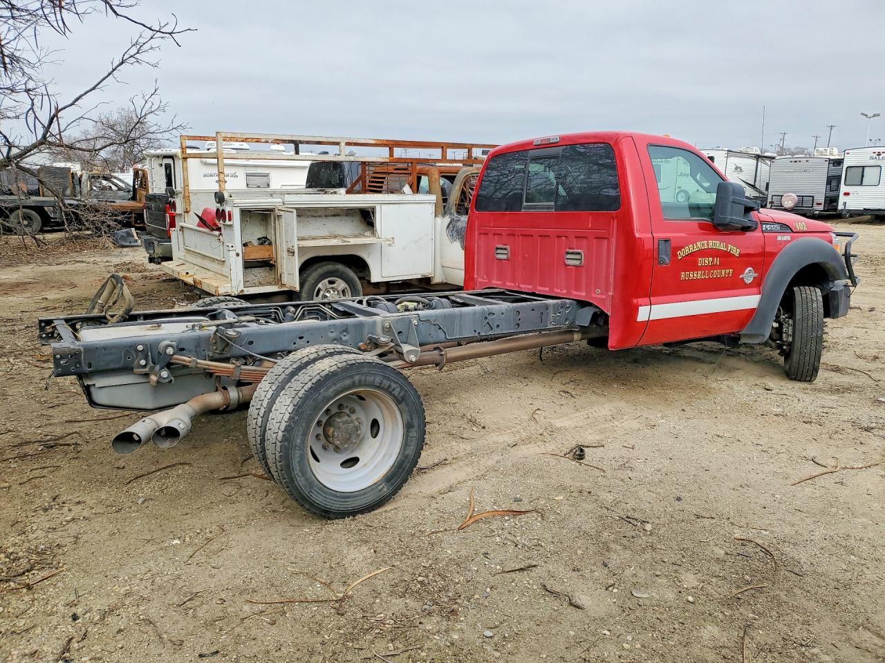 2013 Ford F550 Super Duty Truck Cab And Chassis - Фото 3