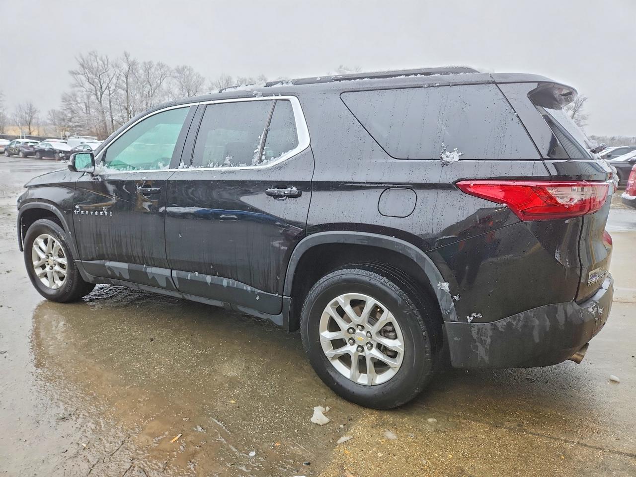2020 Chevrolet Traverse Lt - Фото 2
