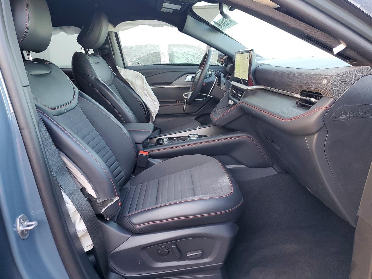 2025 Ford Explorer St-Line - Фото 7