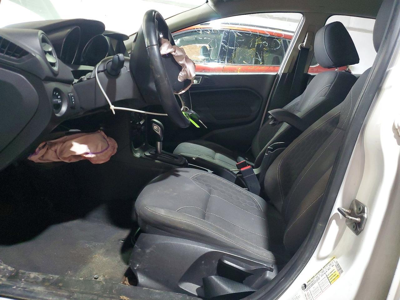 2014 Ford Fiesta Se - Image 7