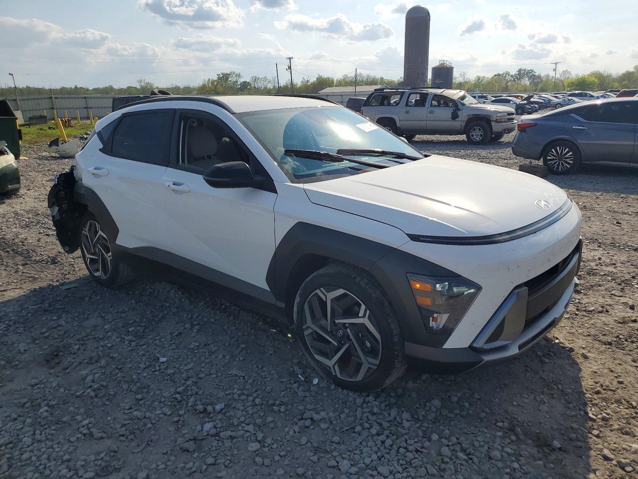 2026 Hyundai Kona Sel Premium - Image 4
