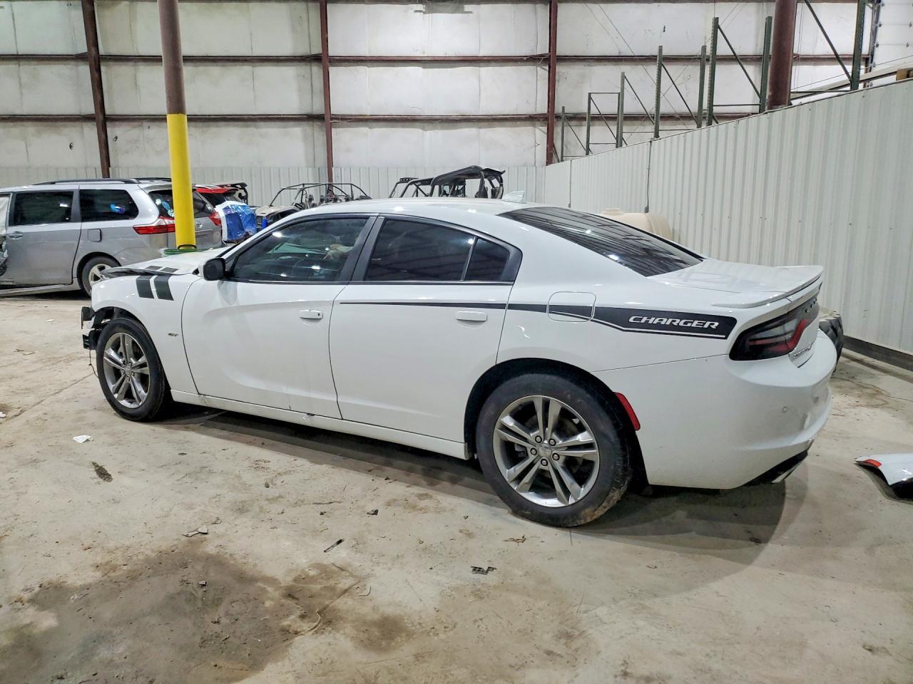 2018 Dodge Charger Gt - Image 2
