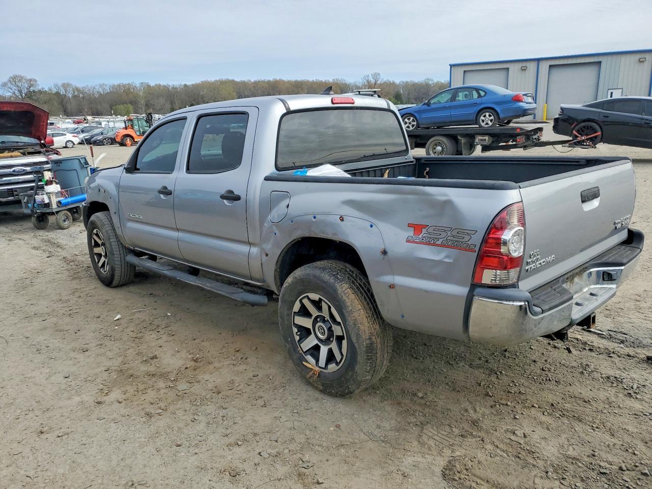 2015 Toyota Tacoma Prerunner V6 - Фото 2