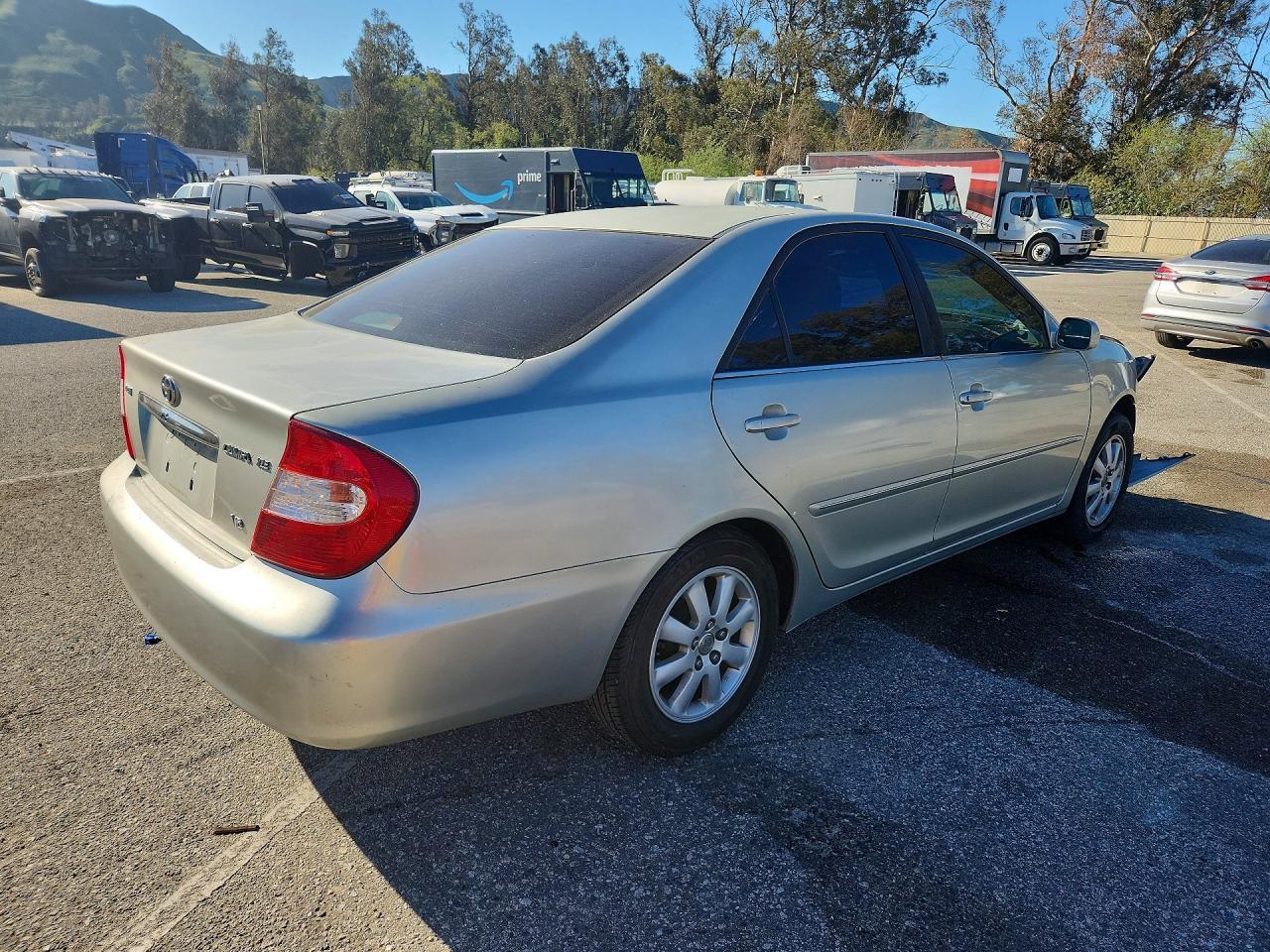2004 Toyota Camry Xle V6 - Image 3