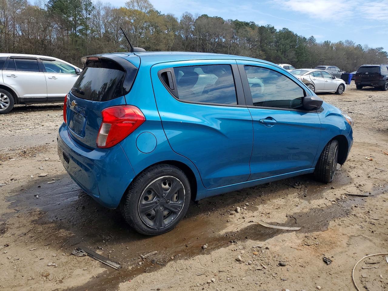 2021 Chevrolet Spark Ls - Фото 3