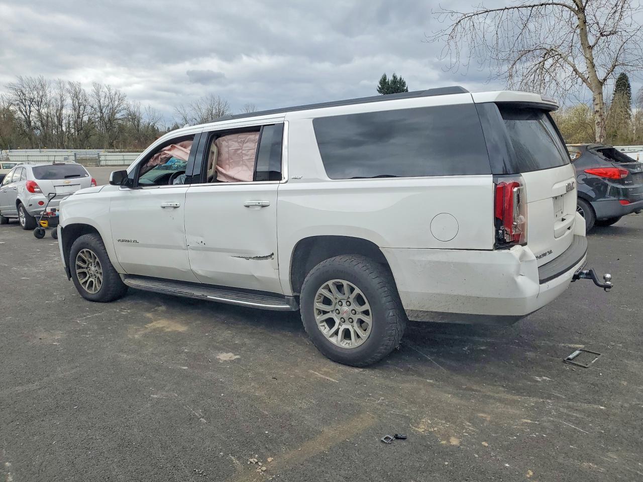 2019 GMC Yukon Xl K1500 Slt - Фото 2