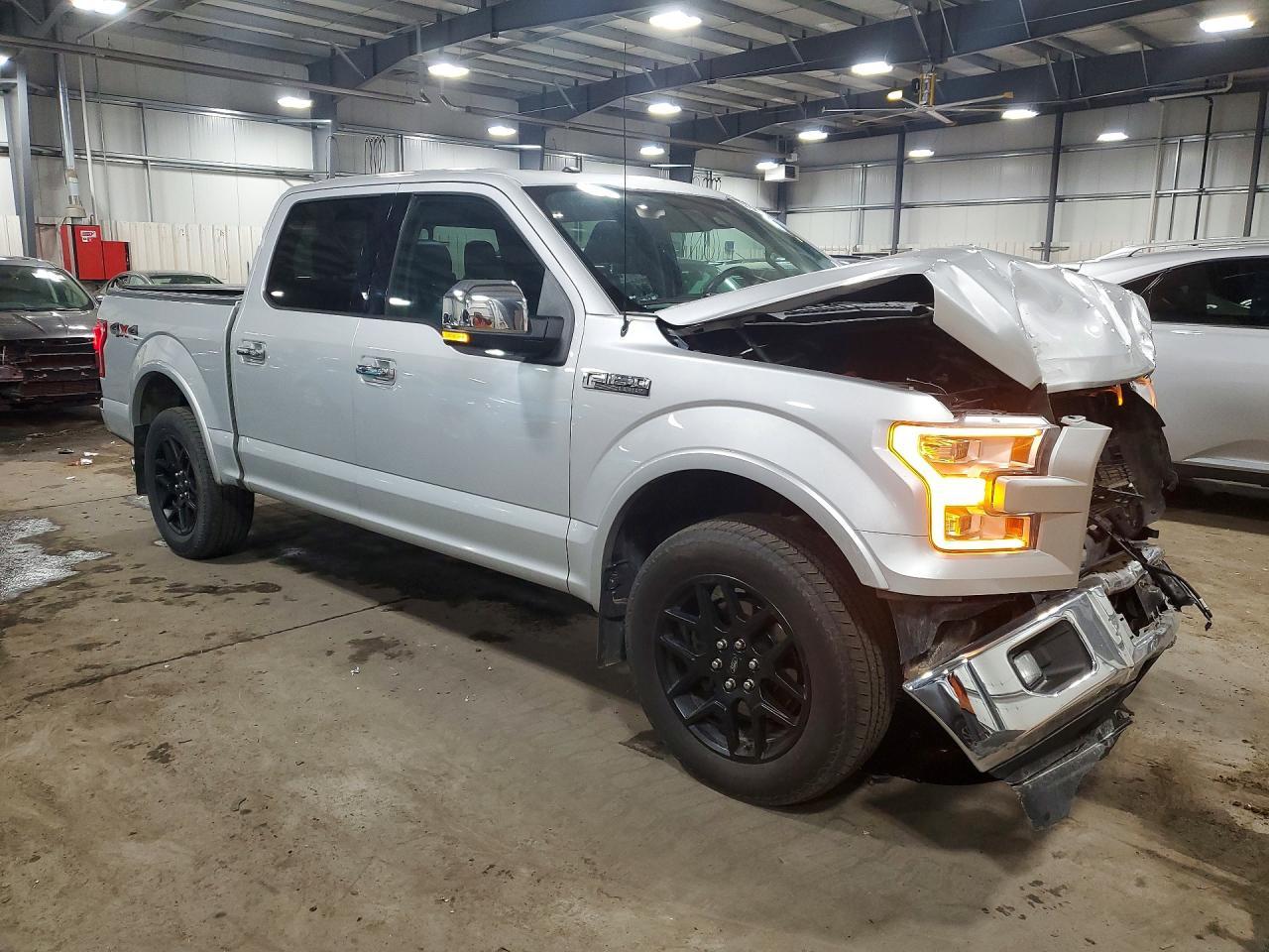 2017 Ford F150 Supercrew - Фото 4