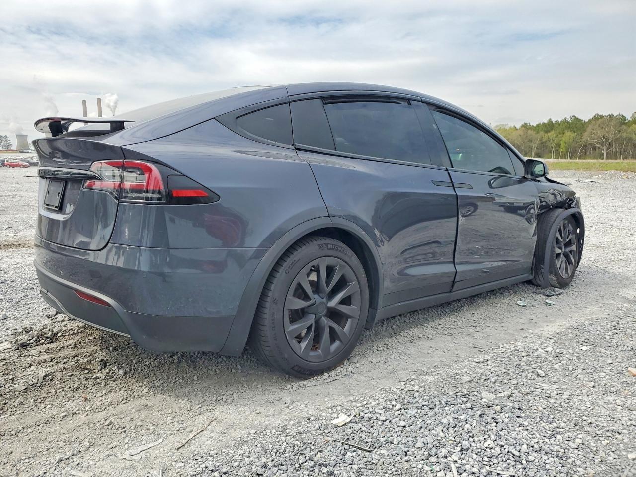2022 Tesla Model X - Фото 3