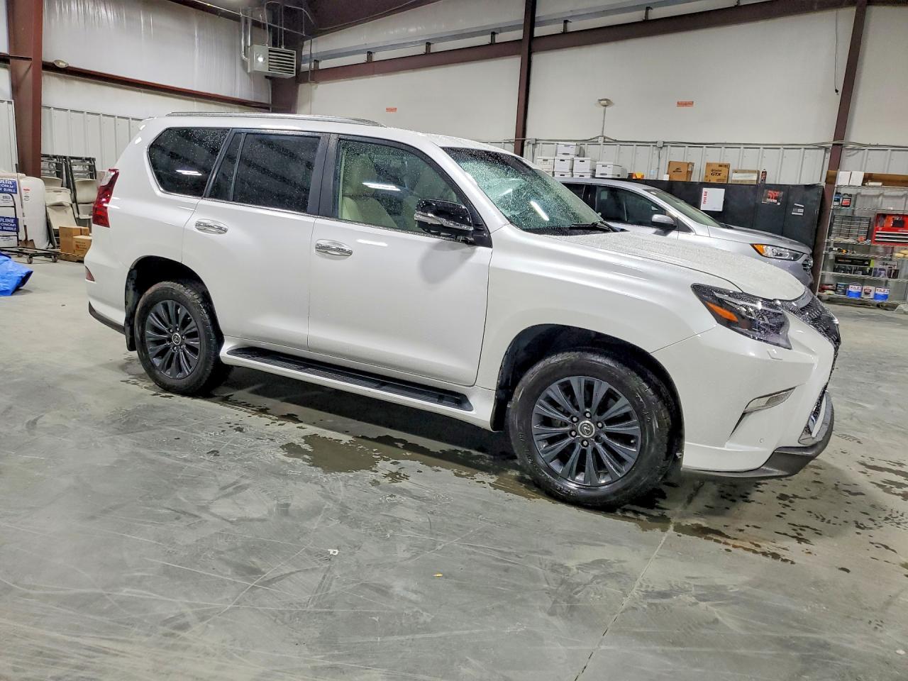 2021 Lexus Gx 460 Luxury - Image 4