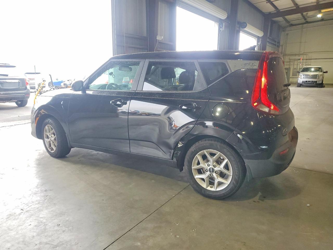 2022 Kia Soul Lx - Фото 2