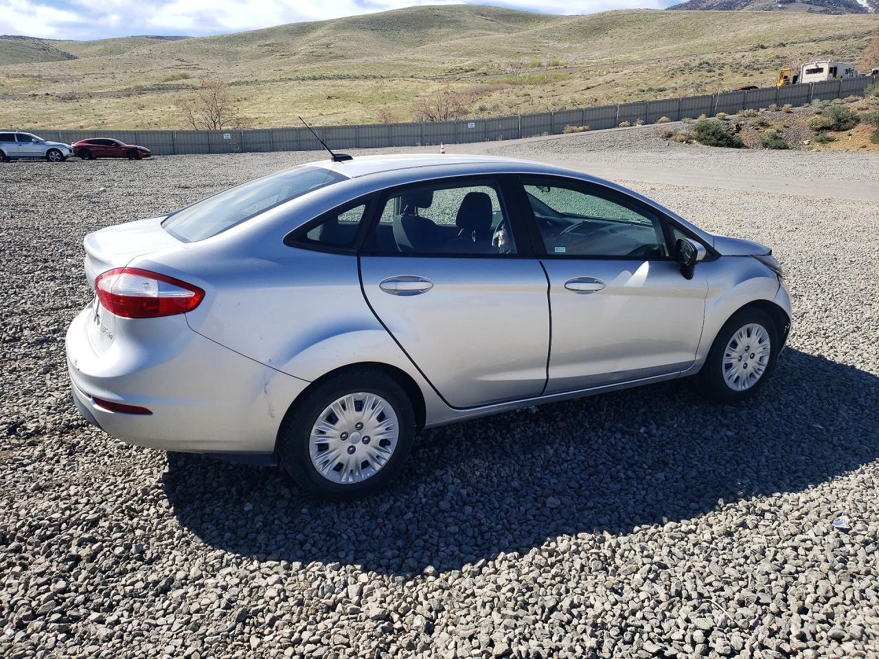 2016 Ford Fiesta S - Image 3