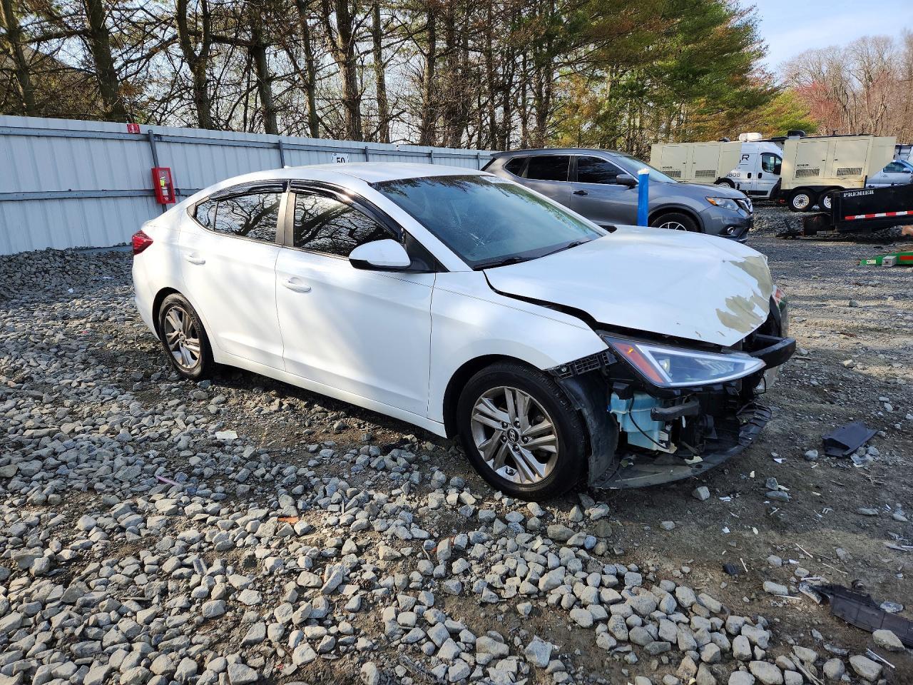 2019 Hyundai Elantra Sel - Фото 4