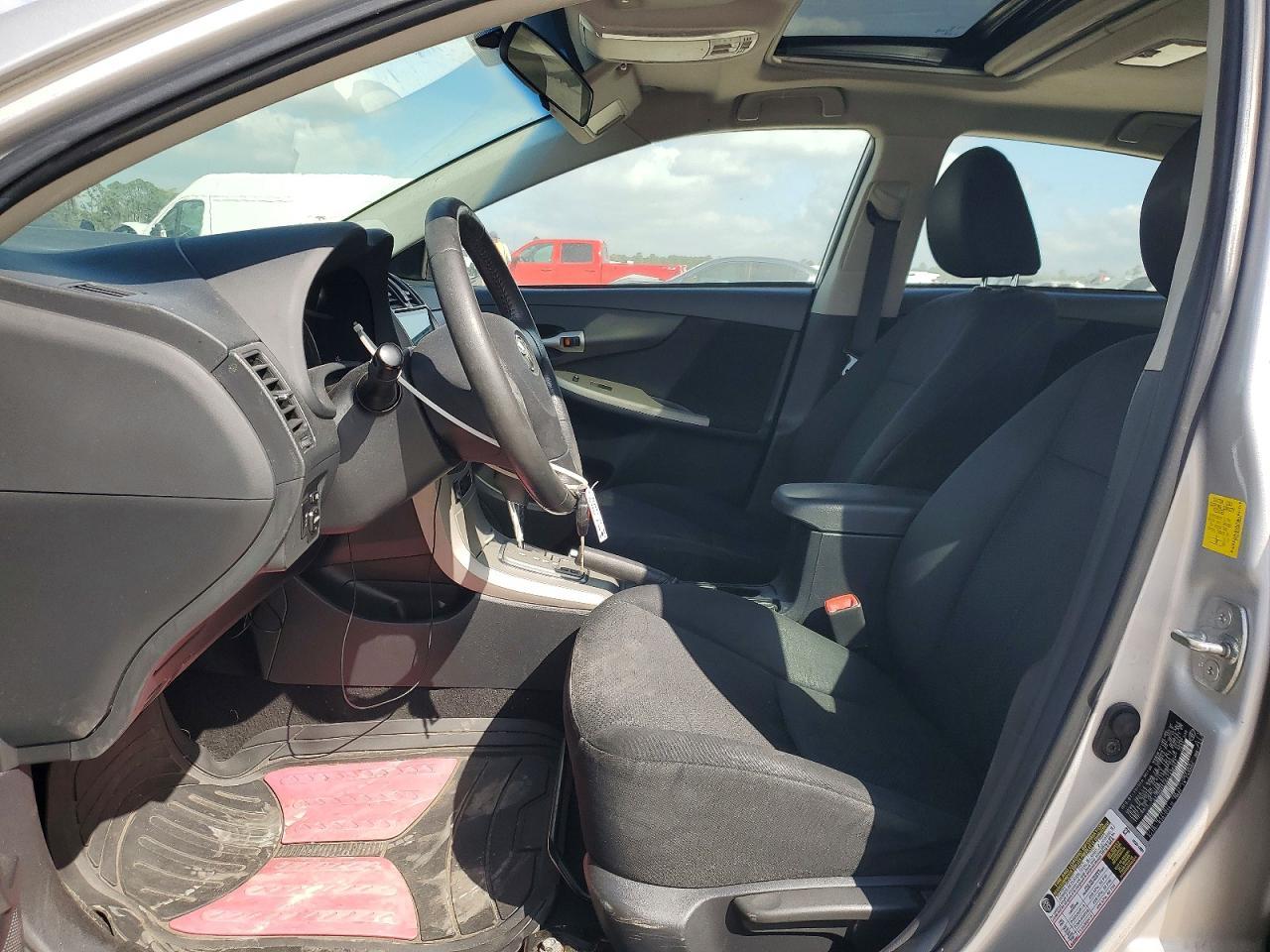 2010 Toyota Corolla S - Фото 7