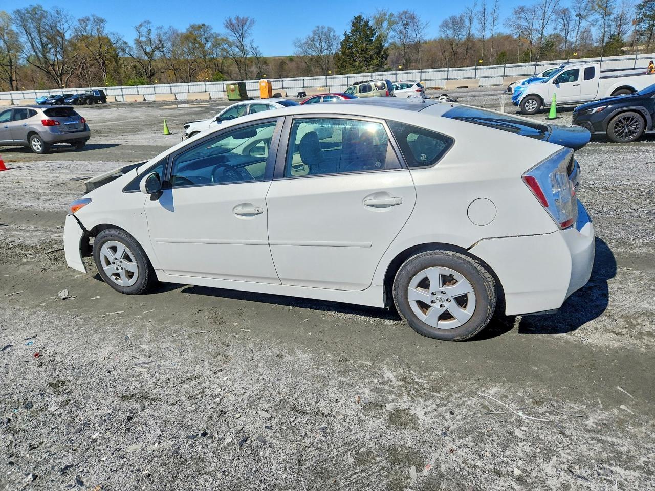 2011 Toyota Prius Four - Фото 2