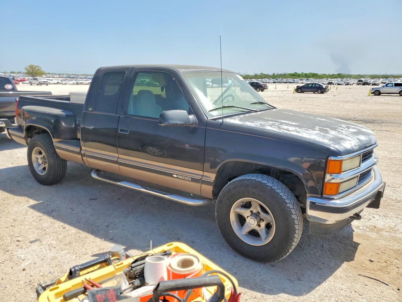 1997 Chevrolet Gmt-400 K1500 - Фото 4