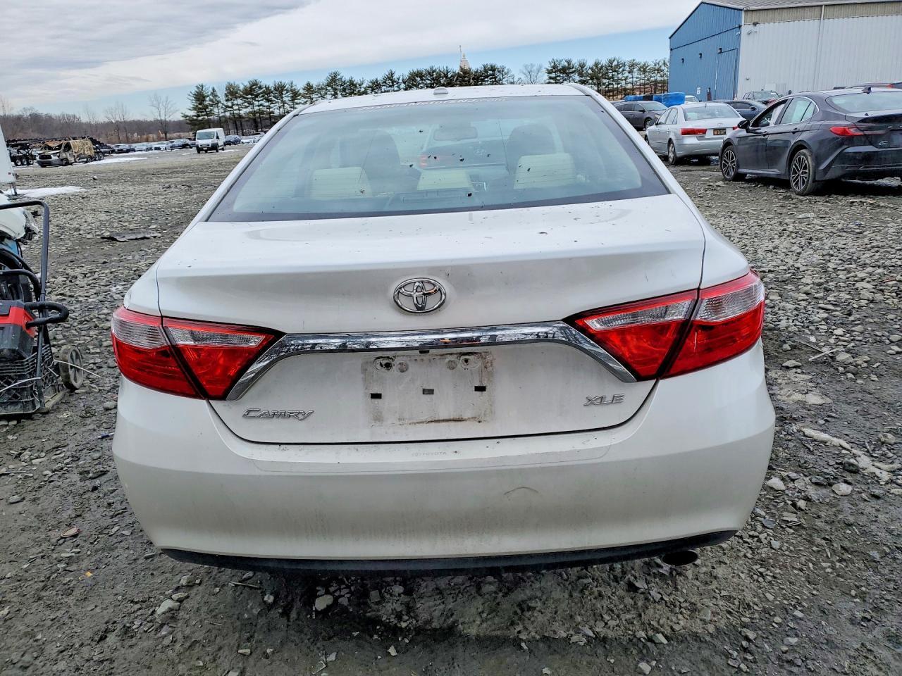 2017 Toyota Camry Xle - Image 6