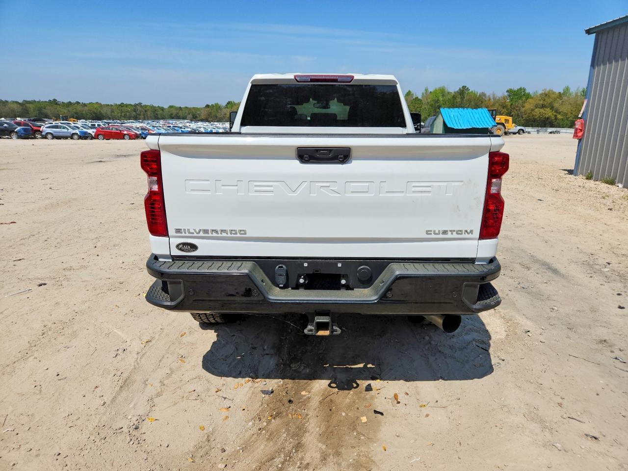 2024 Chevrolet Silverado K2500 Custom - Image 6