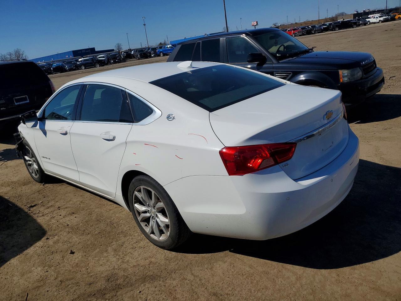 2017 Chevrolet Impala Lt - Фото 2
