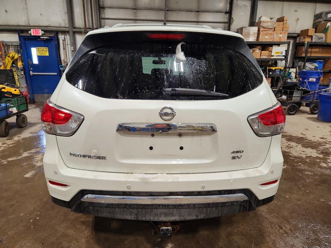 2016 Nissan Pathfinder S - Фото 6