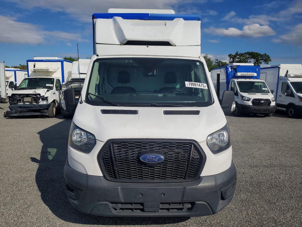 2021 Ford Transit Delivery Truck - Фото 5