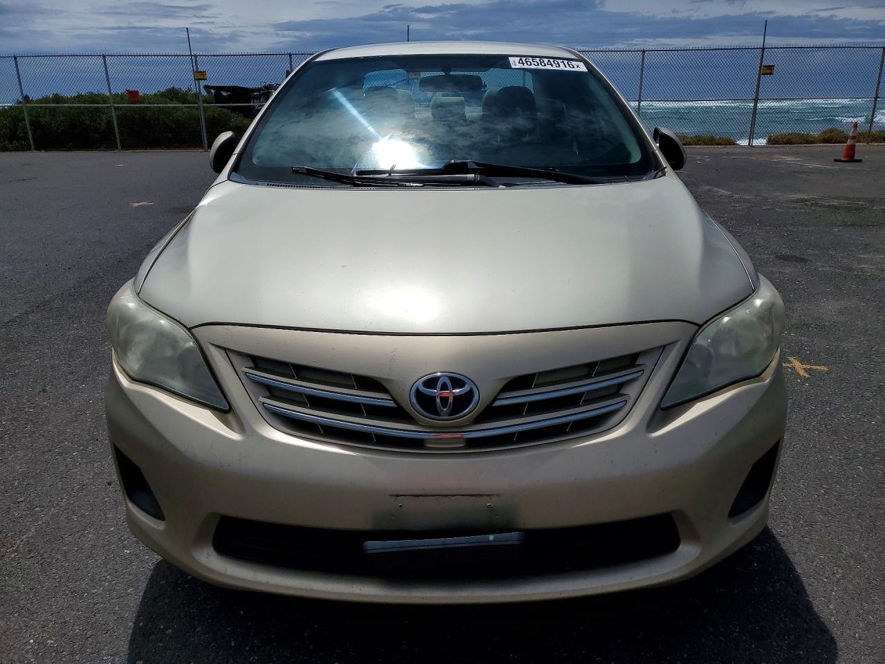 2013 Toyota Corolla L - Фото 5