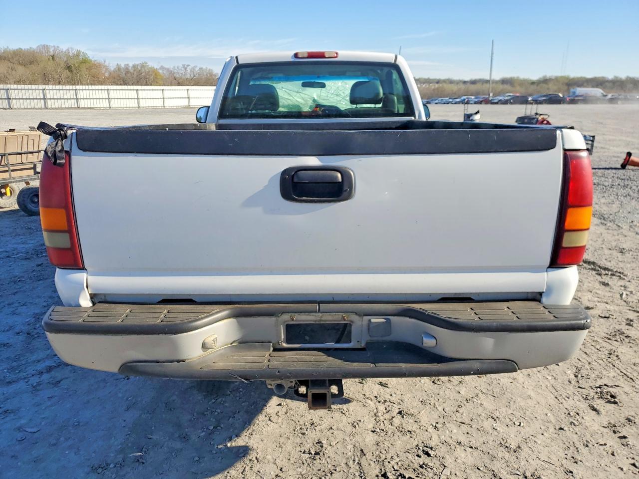2001 Chevrolet Silverado C1500 - Image 6
