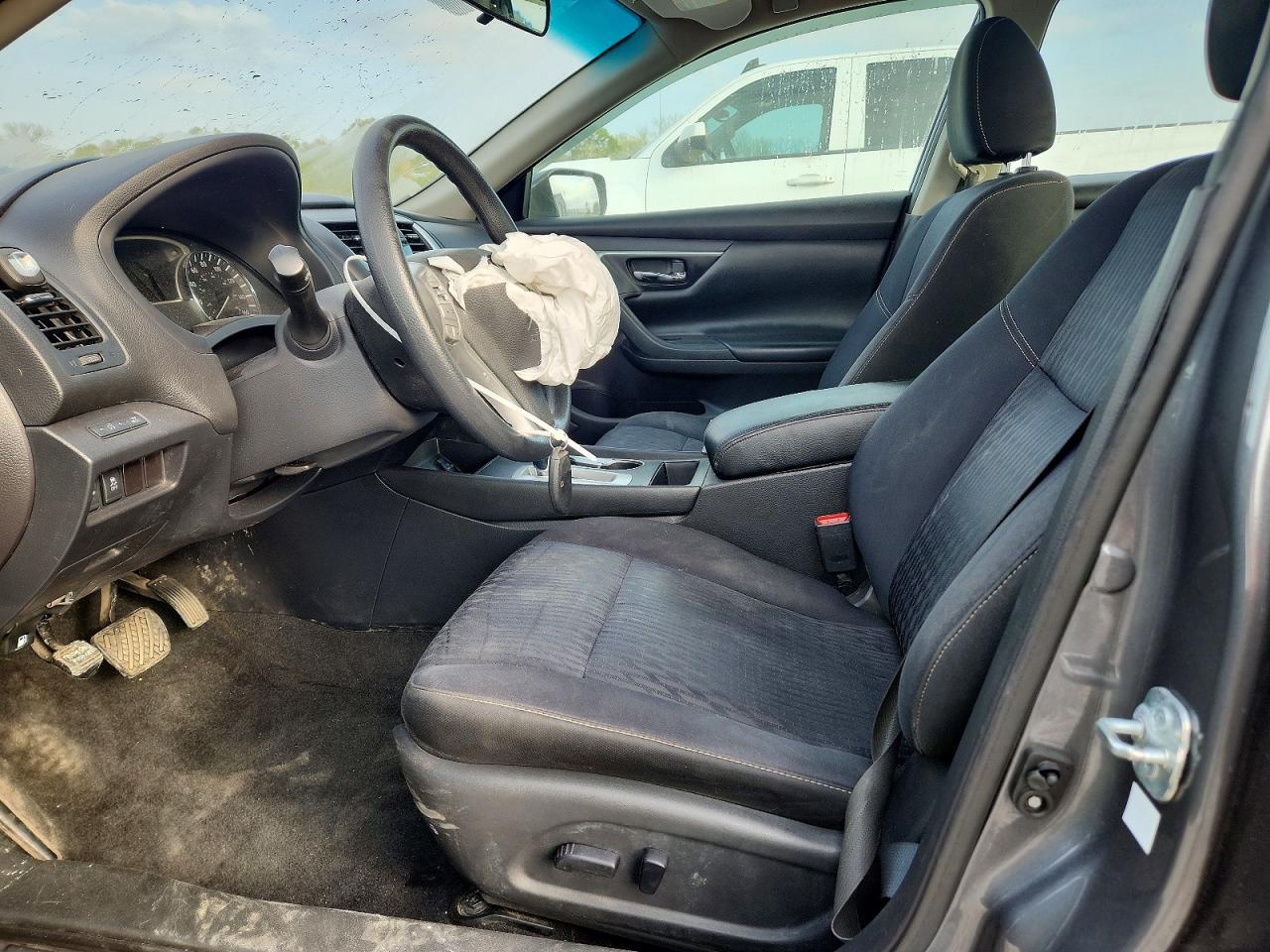 2017 Nissan Altima 2.5 S - Image 7
