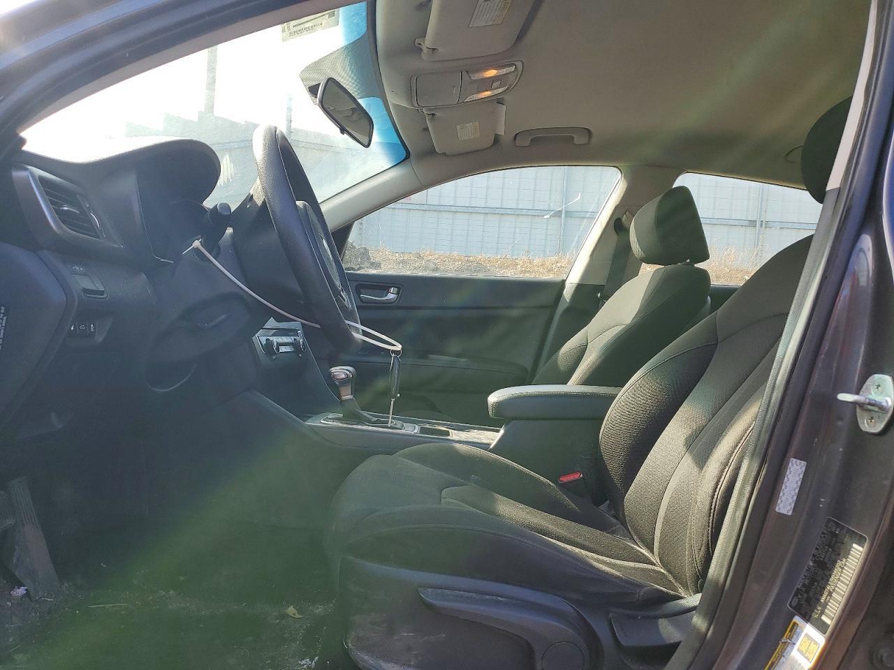 2017 Kia Optima Lx - Image 7