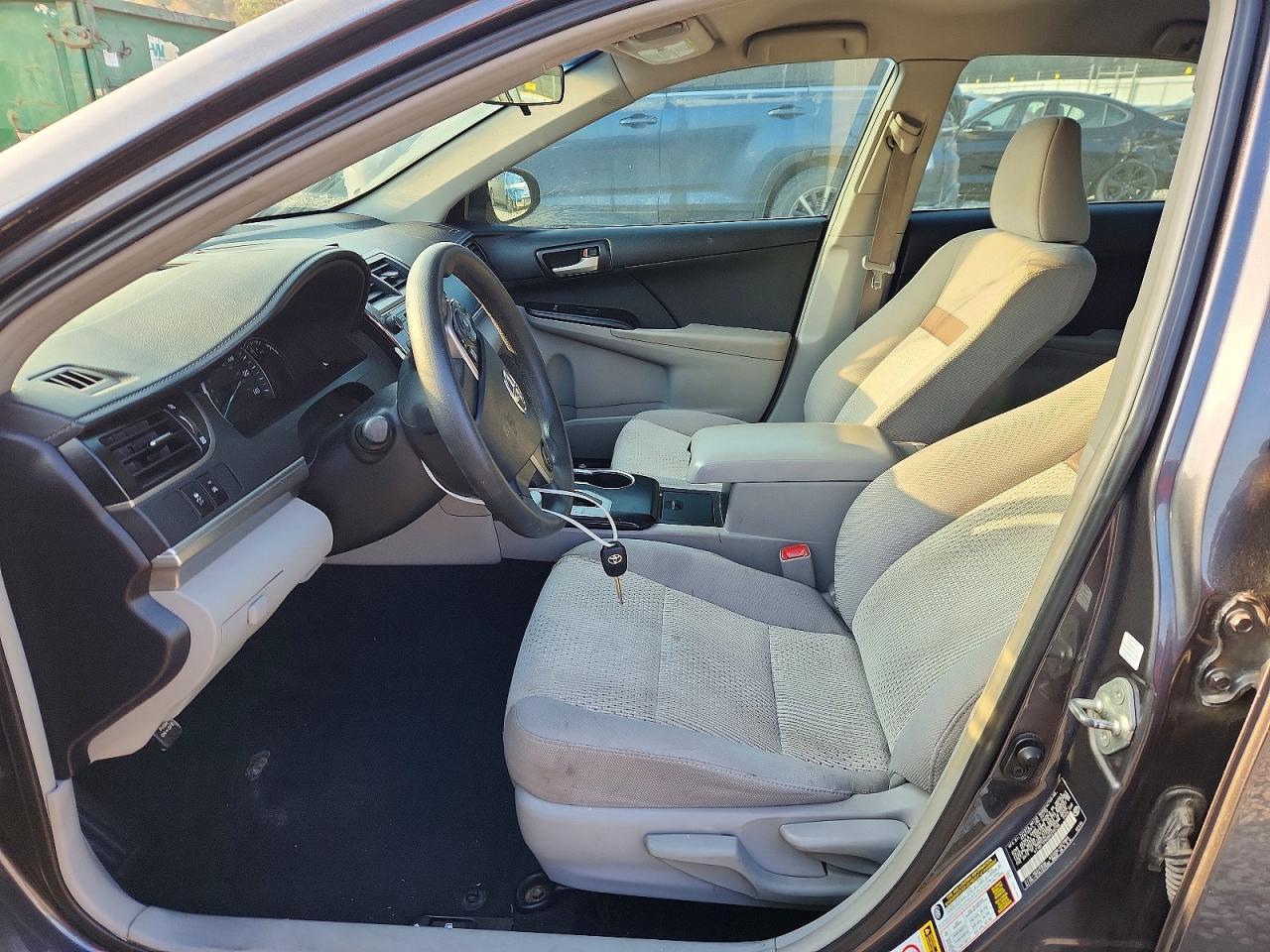 2013 Toyota Camry Le - Фото 7