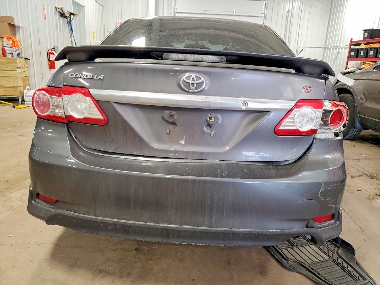 2013 Toyota Corolla S - Фото 6