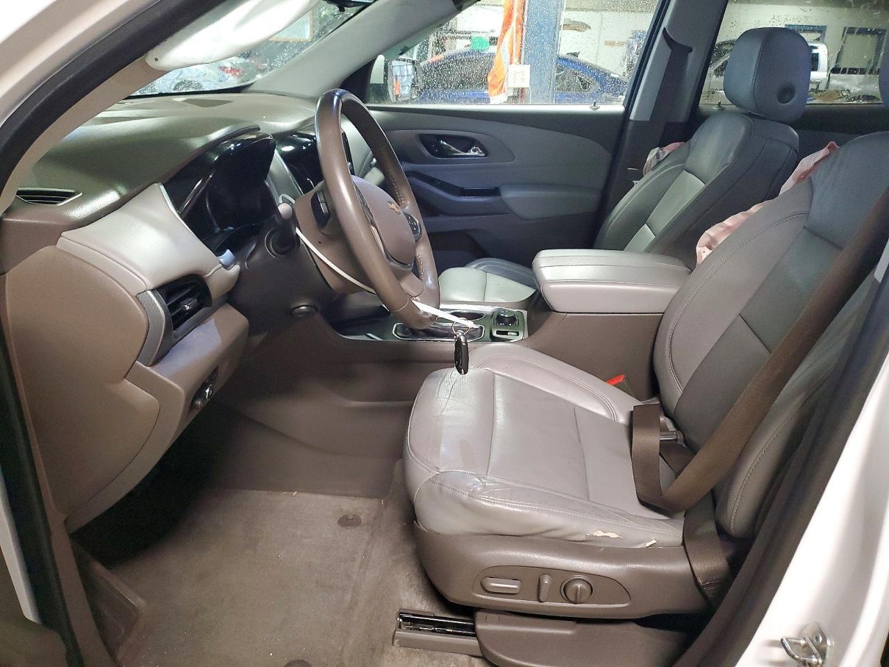 2018 Chevrolet Traverse Premier - Image 7
