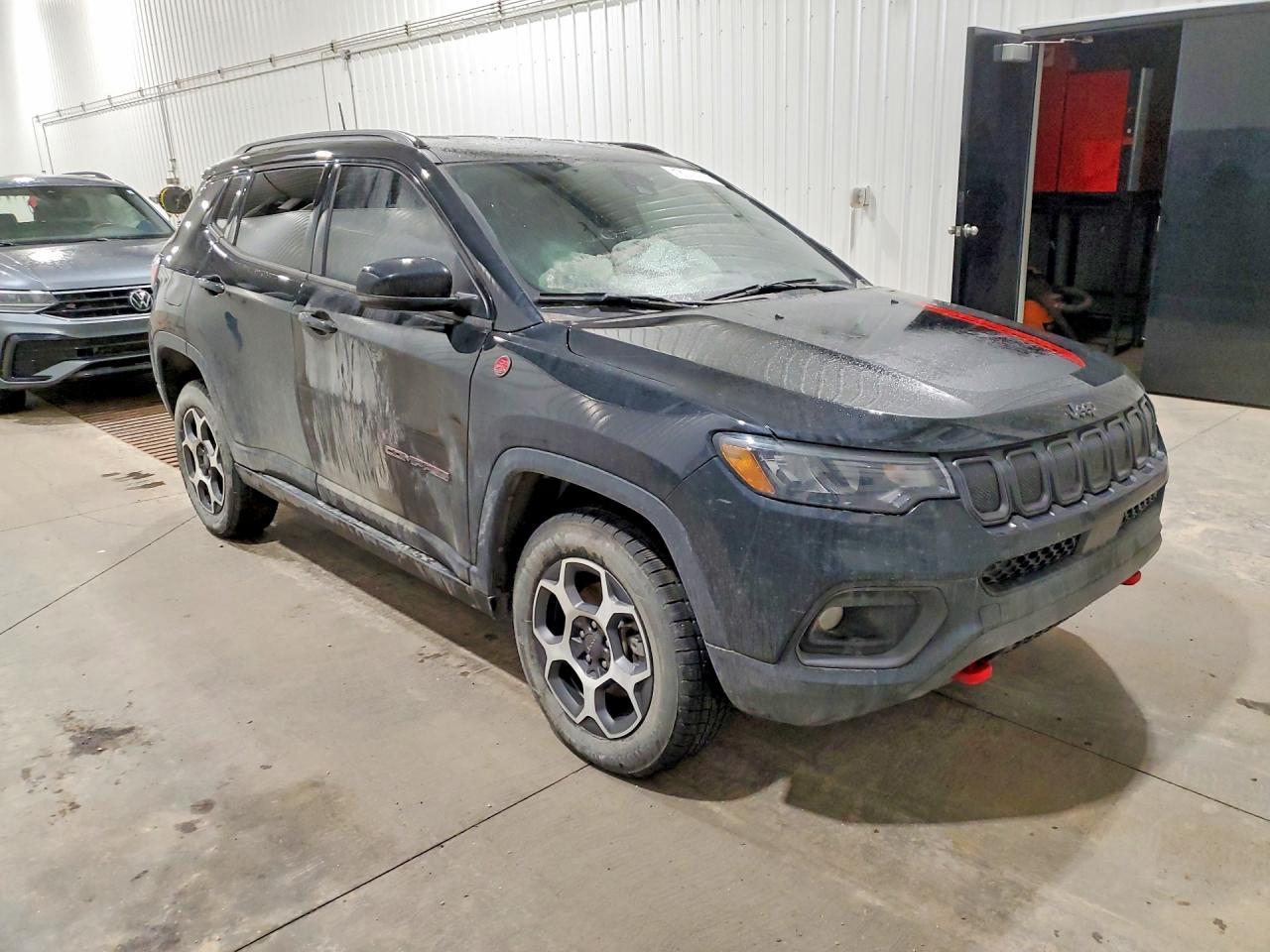 2022 Jeep Compass Trailhawk - Image 4