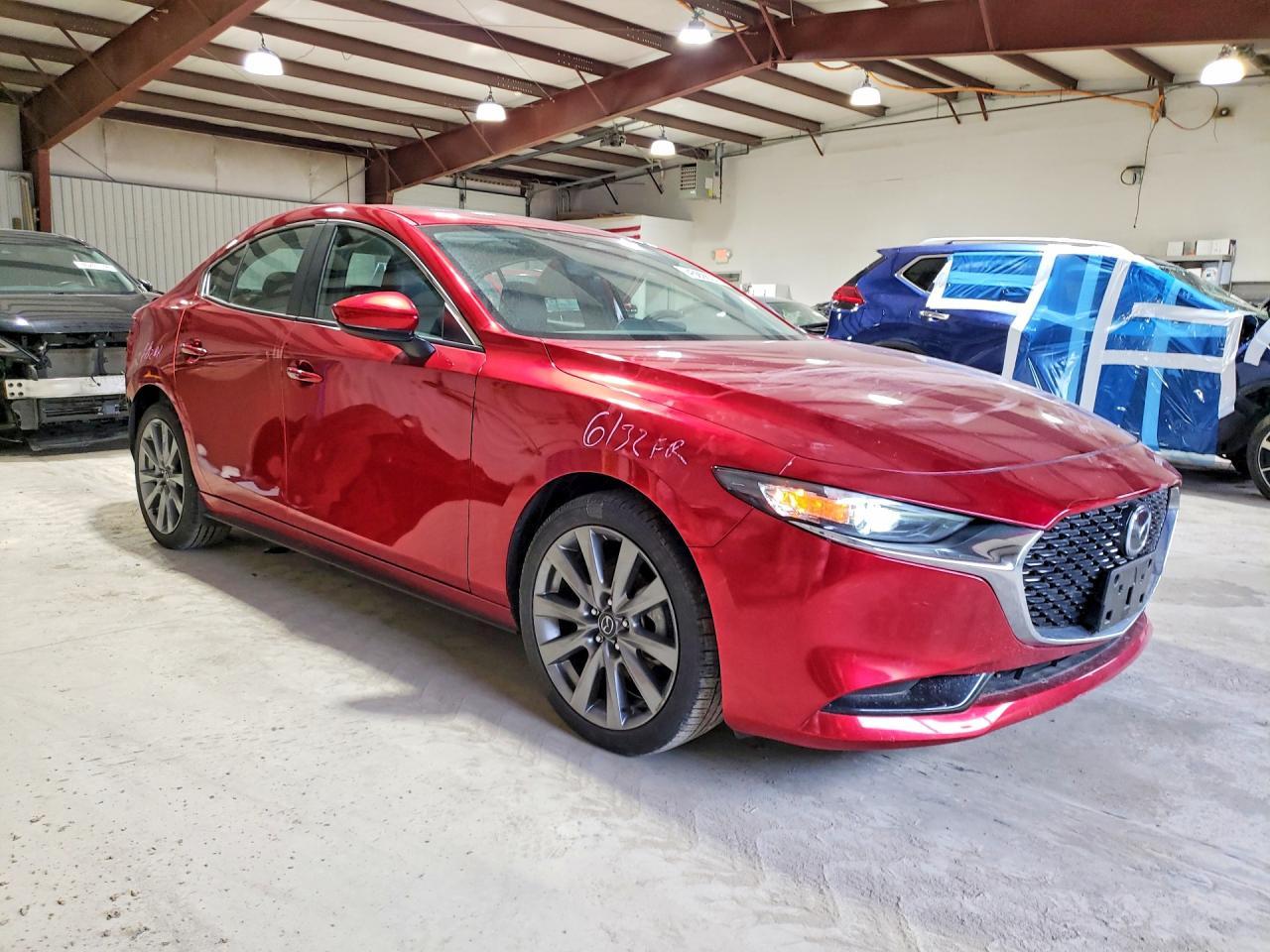 2024 Mazda 3 Preferred - Image 4