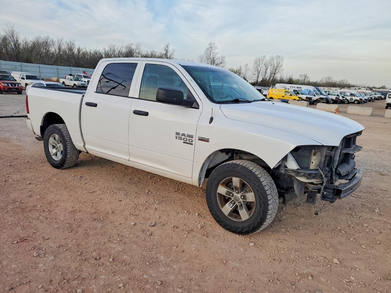 2019 Ram 1500 Classic Tradesman - Фото 4