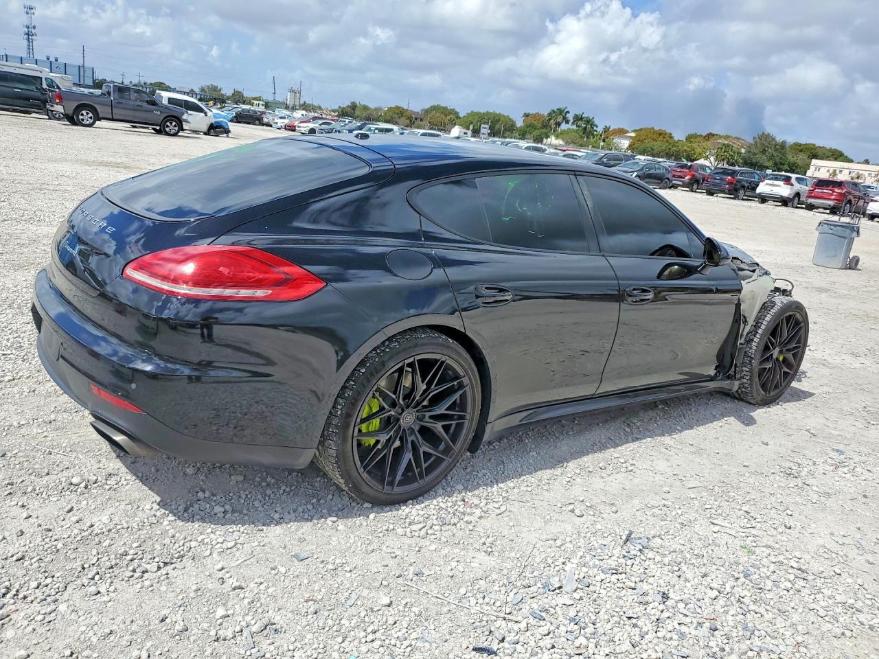 2016 Porsche Panamera 2 - Фото 3