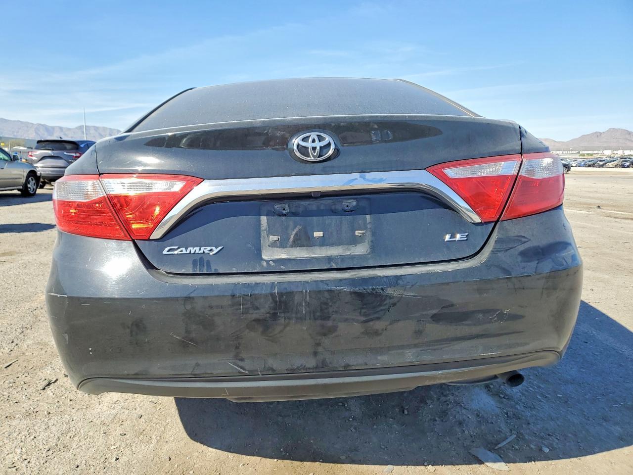 2015 Toyota Camry Le - Image 6
