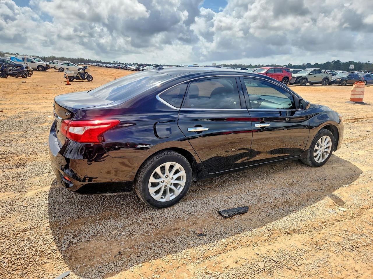 2019 Nissan Sentra Sv - Image 3