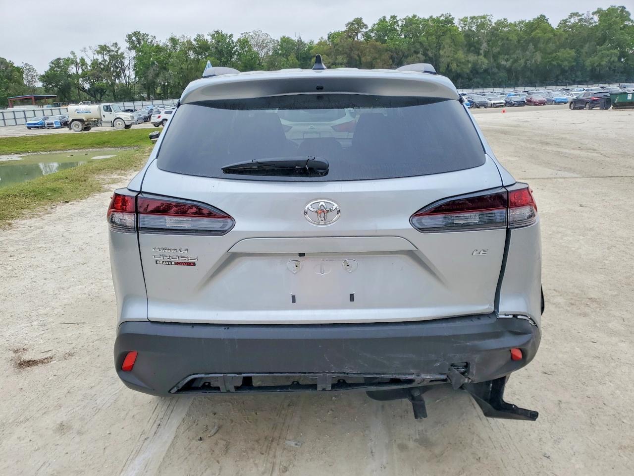 2026 Toyota Corolla Cross Le - Фото 6