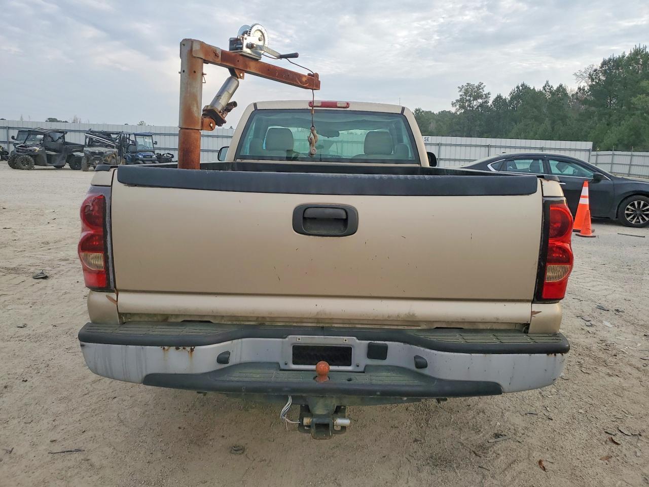 2006 Chevrolet Silverado C1500 - Image 6