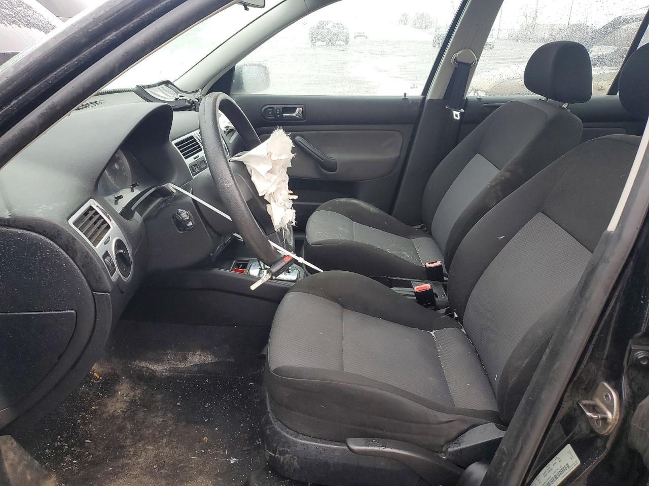 2009 Volkswagen Jetta City 4Dr - Фото 7
