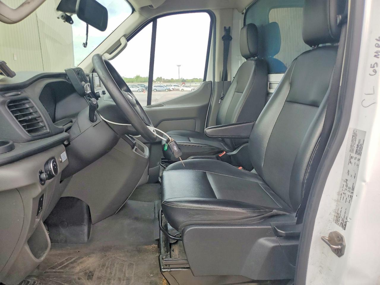 2021 Ford Transit Delivery Truck - Фото 7