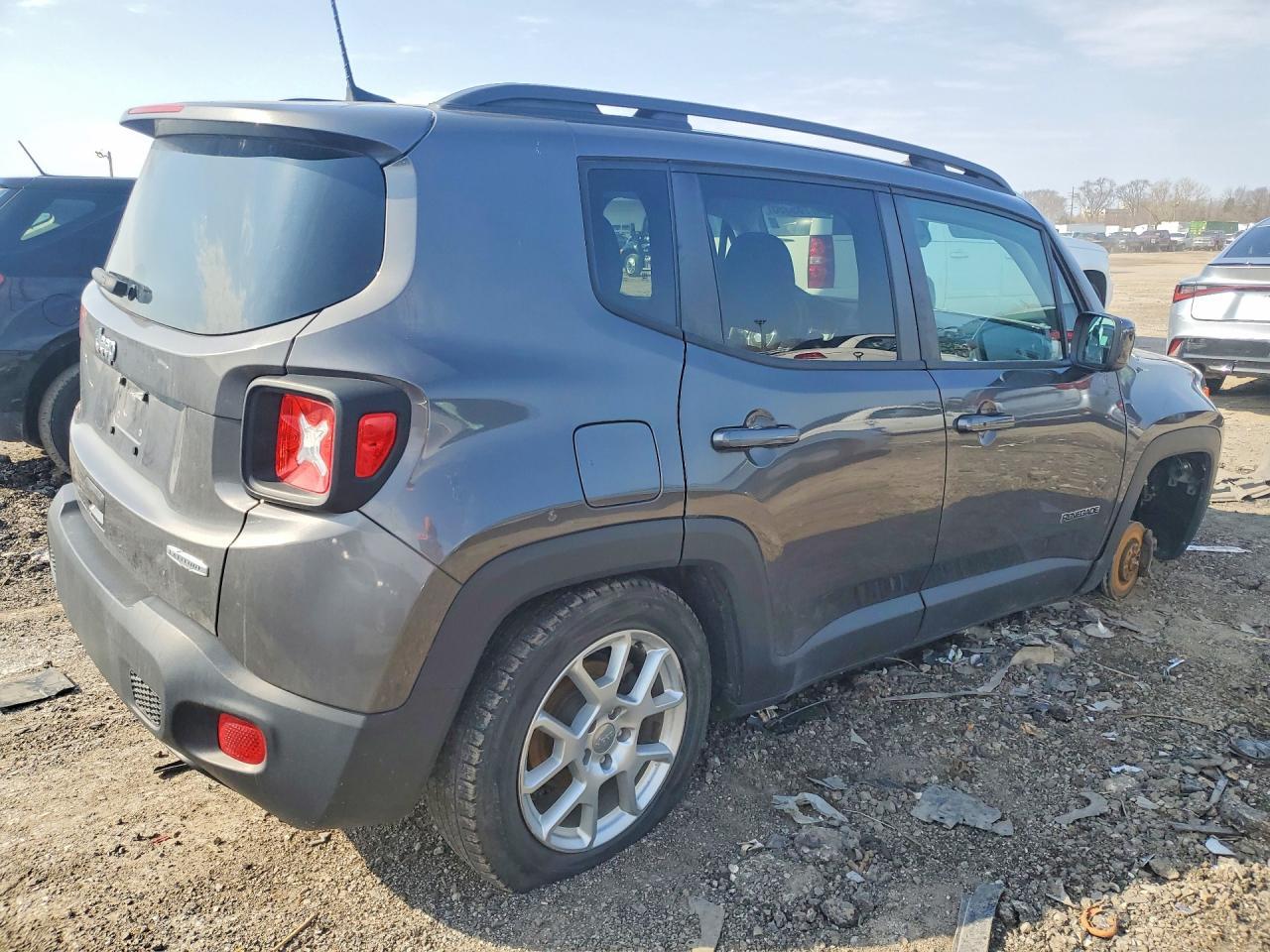 2019 Jeep Renegade Latitude - Фото 3