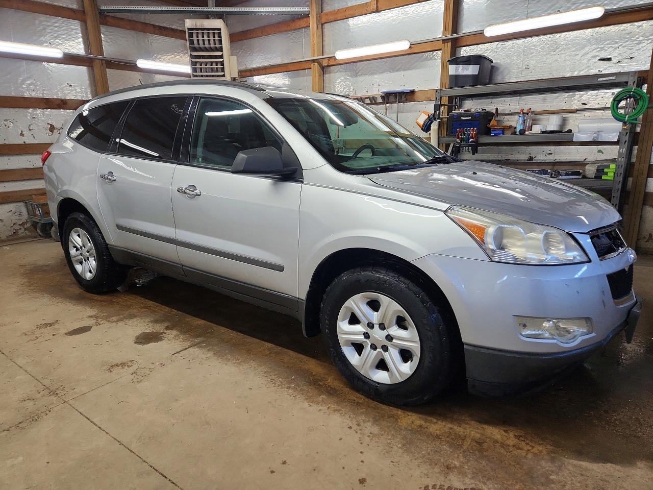 2012 Chevrolet Traverse Ls - Фото 4