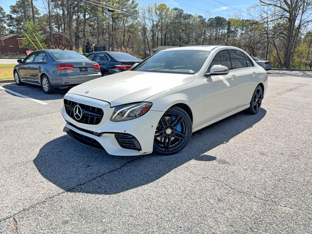 2017 Mercedes-Benz E 300 4Mat 4Matic - Image 2